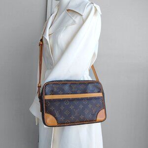 Louis Vuitton Trocadero 27 Monogram Crossbody Bag